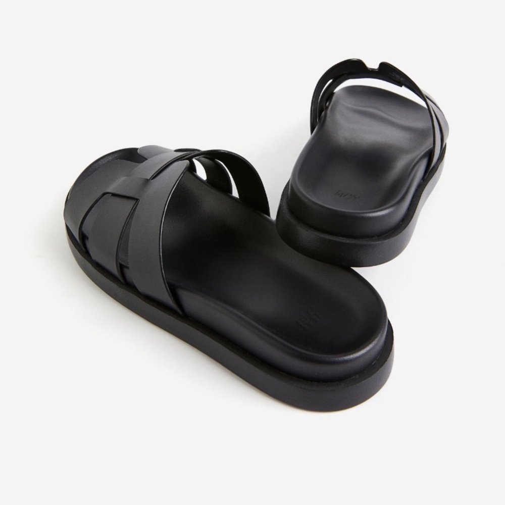H&m slides in US 7 - in black - Picture 2 of 5